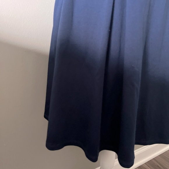 FRANCESCA’S navy blue lace mini dress size M - Picture 8 of 16